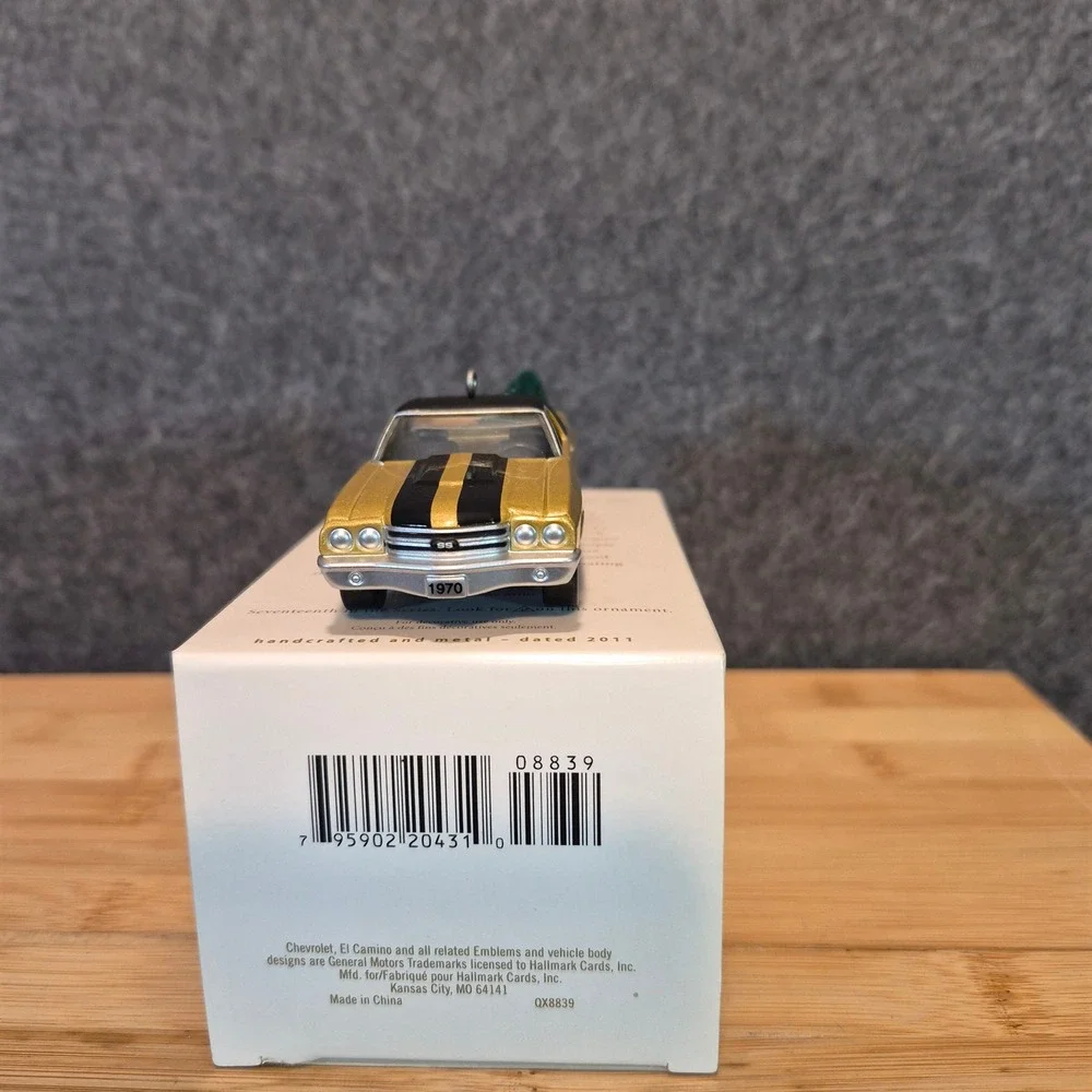 1970 Chevrolet El Camino Hallmark Keepsake 2011 All-American Trucks Ornament